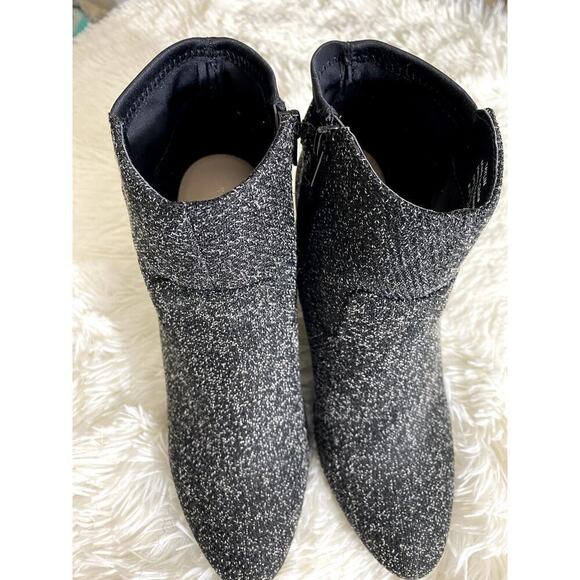 Kelly & Katie Gray Taylin Booties - Size 8.5 (EUC) - Picture 2 of 8
